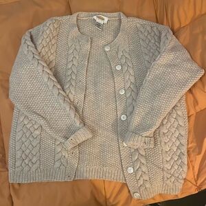 Vintage 100% wool button up cardigan, size XS-S